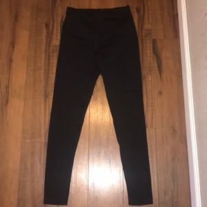 Victoria’s Secret sport leggings